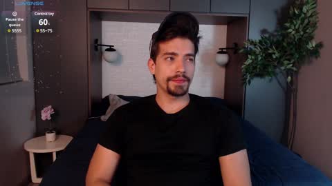 Ian Davis online show from 26, 12, 2024