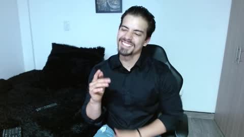 Ian Davis online show from 15, 11, 2025