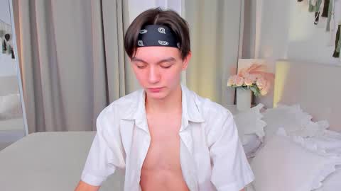 Snapshot of ian_harrickton chatting on 20, 3, 2026 ian online show from 20, 3, 2026