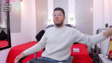 Snapshot of ian_tomson chatting on 27, 10, 2025       online show from 27, 10, 2025