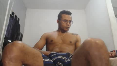 Snapshot of ian_tuner chatting on 15, 11, 2025 ian_tuner online show from 15, 11, 2025