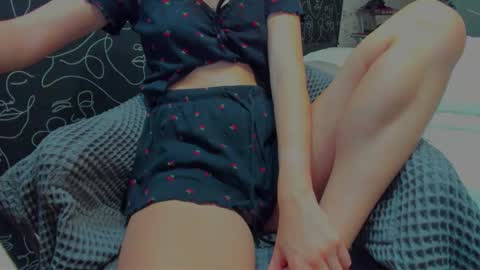 Snapshot of icebaby16 chatting on 27, 10, 2025 Ice online show from 27, 10, 2025