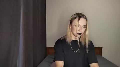 Snapshot of icebenz chatting on 18, 12, 2025 Jade online show from 18, 12, 2025