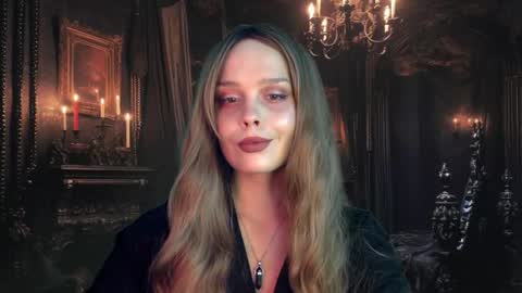 Nina online show from 28, 9, 2025