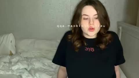 Snapshot of iceeheart chatting on 10, 10, 2025 Ksenia online show from 10, 10, 2025