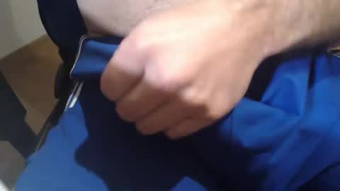 Snapshot of icky_thumps chatting on 8, 12, 2024 icky_thumps online show from 8, 12, 2024