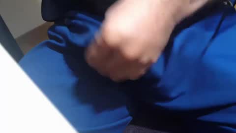 Snapshot of icky_thumps chatting on 30, 12, 2024 icky_thumps online show from 30, 12, 2024