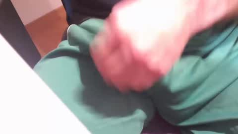 Snapshot of icky_thumps chatting on 14, 2, 2025 icky_thumps online show from 14, 2, 2025