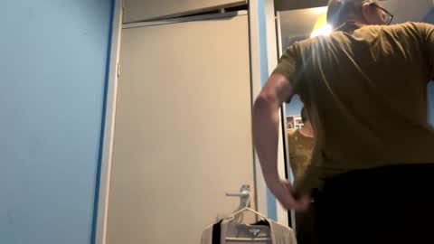 icums4u online show from 6, 1, 2025