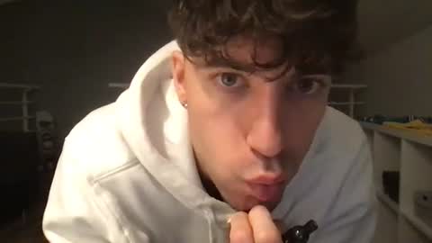 Snapshot of icyninesix chatting on 19, 12, 2024 icyninesix online show from 19, 12, 2024