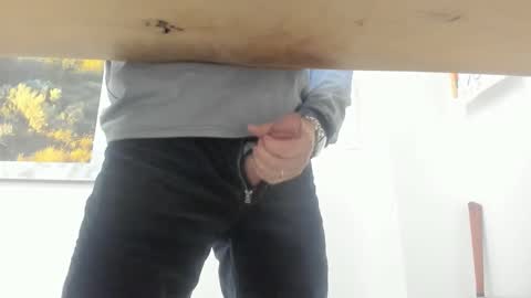 idfunguy2023 online show from 4, 12, 2025