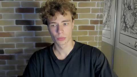 Snapshot of idkiww chatting on 14, 9, 2025 yo online show from 14, 9, 2025