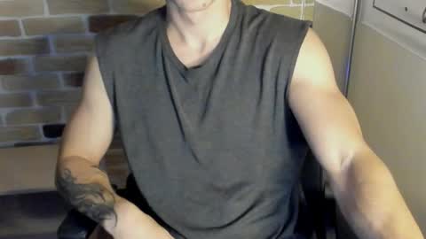 Snapshot of idkiww chatting on 28, 9, 2025 yo online show from 28, 9, 2025