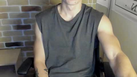 Snapshot of idkiww chatting on 5, 10, 2025 yo online show from 5, 10, 2025