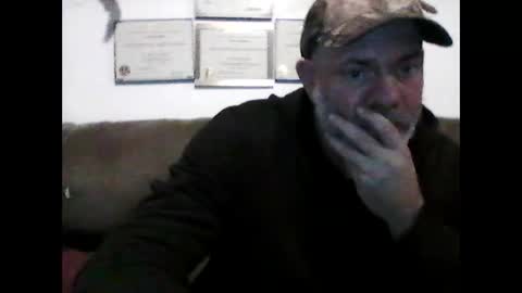 Snapshot of idkwhyidothis348732 chatting on 3, 1, 2025 idkwhyidothis348732 online show from 3, 1, 2025
