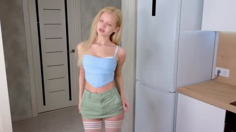 Snapshot of ifiwasyourgf chatting on 15, 1, 2025 Lisa online show from 15, 1, 2025