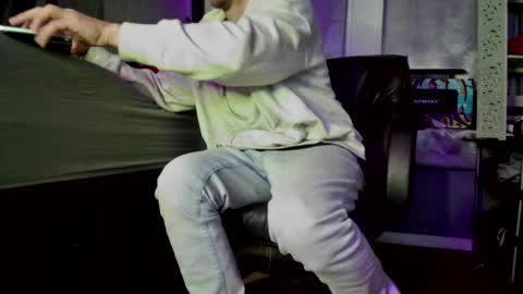 Amiri Roue online show from 13, 1, 2025