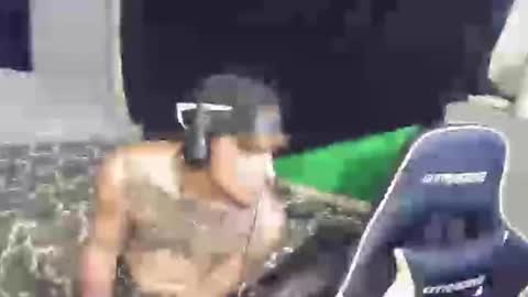 Amiri Roue online show from 10, 11, 2025