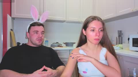 Julia and Mira online show from 31, 10, 2025