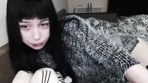 iiiiiiis online show from 3, 12, 2025