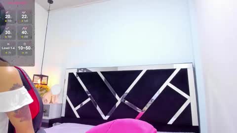 Isabella online show from 5, 12, 2025