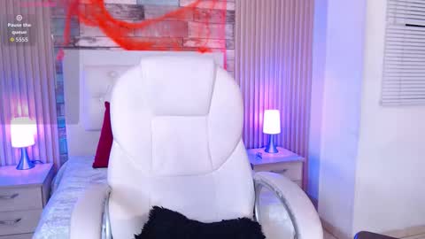 Snapshot of iisabella_smith_ chatting on 29, 10, 2025 Isa online show from 29, 10, 2025