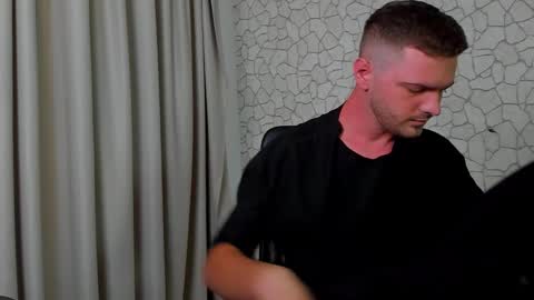 IkerGale online show from 8, 10, 2025