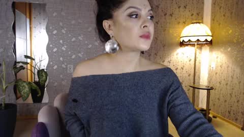 Adelia online show from 12, 1, 2025
