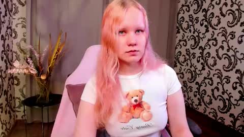 Annie online show from 23, 9, 2025
