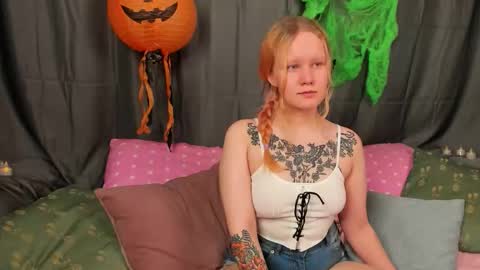 Annie online show from 31, 10, 2025