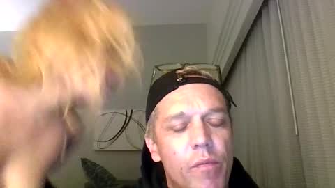 illuminatiheadspace1 online show from 17, 12, 2025