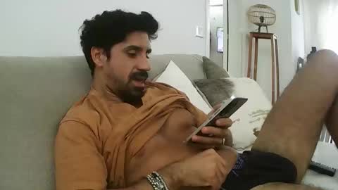 ilmangj90 online show from 9, 9, 2025