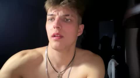 Snapshot of ilyahrr chatting on 19, 3, 2026 ilyahrr online show from 19, 3, 2026