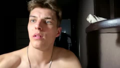 Snapshot of ilyahrr chatting on 25, 3, 2026 ilyahrr online show from 25, 3, 2026