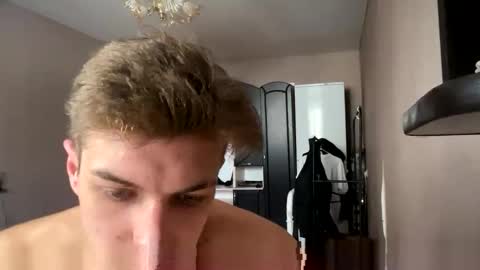 Snapshot of ilyahrr chatting on 27, 3, 2026 ilyahrr online show from 27, 3, 2026