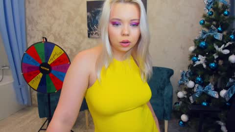 Snapshot of im__youre_sunshine chatting on 22, 12, 2024 Roxy online show from 22, 12, 2024