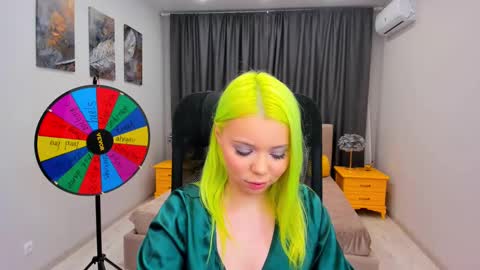 Snapshot of im__youre_sunshine chatting on 4, 3, 2025 Roxy online show from 4, 3, 2025