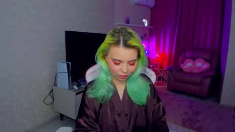 Snapshot of im__youre_sunshine chatting on 12, 11, 2025 Roxy online show from 12, 11, 2025