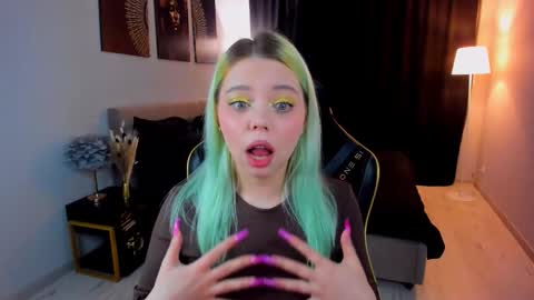 Snapshot of im__youre_sunshine chatting on 14, 11, 2025 Roxy online show from 14, 11, 2025