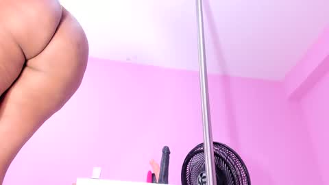 im_a_slut40 online show from 7, 2, 2025