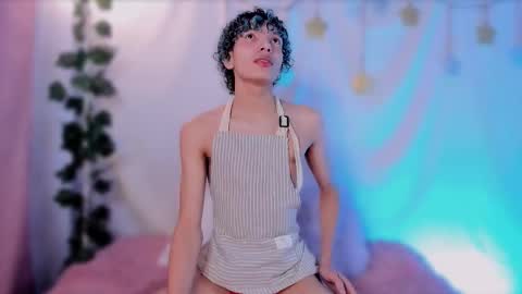 Snapshot of im_alejo chatting on 22, 10, 2025 Alejo independent model online show from 22, 10, 2025