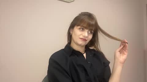 Snapshot of im_alisa_ chatting on 28, 10, 2025 Alisa online show from 28, 10, 2025