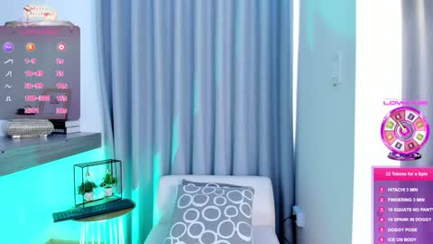 Snapshot of im_antonia chatting on 5, 12, 2024 LUCY online show from 5, 12, 2024