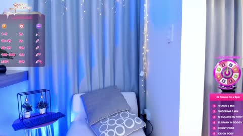Snapshot of im_antonia chatting on 30, 12, 2024 LUCY online show from 30, 12, 2024