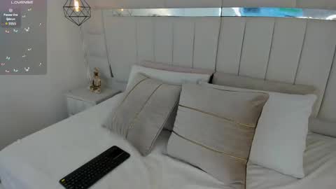 DAHLIA online show from 24, 12, 2024