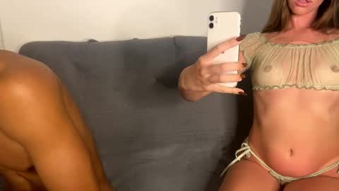 Snapshot of im_emmaof chatting on 25, 10, 2025 Emma and Matt online show from 25, 10, 2025