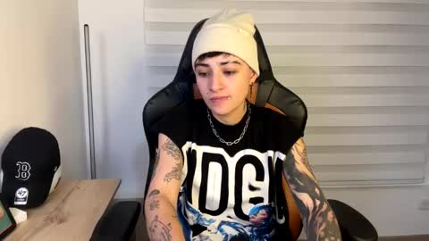 Laia online show from 30, 12, 2024