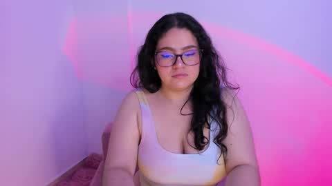 mei mei uwu online show from 24, 10, 2025