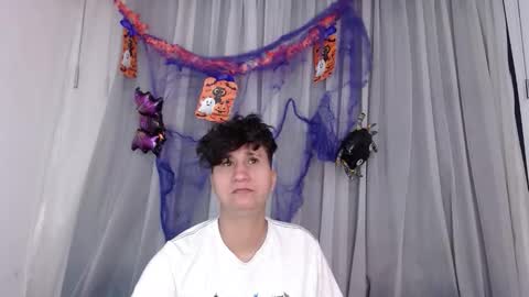 milan online show from 15, 10, 2025