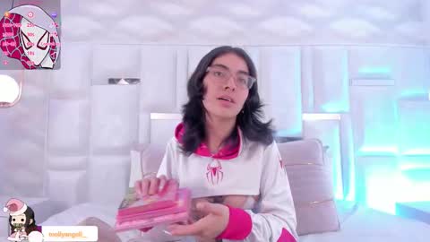 Snapshot of im_molly_angel chatting on 3, 12, 2025 Moly online show from 3, 12, 2025